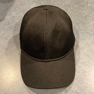 Lululemon mesh baseball cap